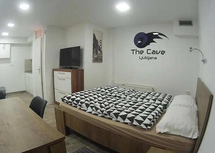 The Cave * リュブリャナ